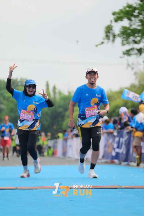 Race photo from Isoplus Run 2024 Surabaya