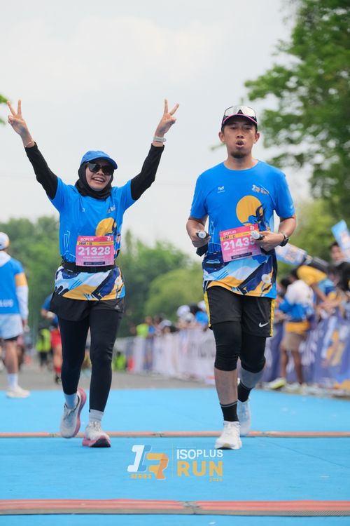 Race photo from Isoplus Run 2024 Surabaya