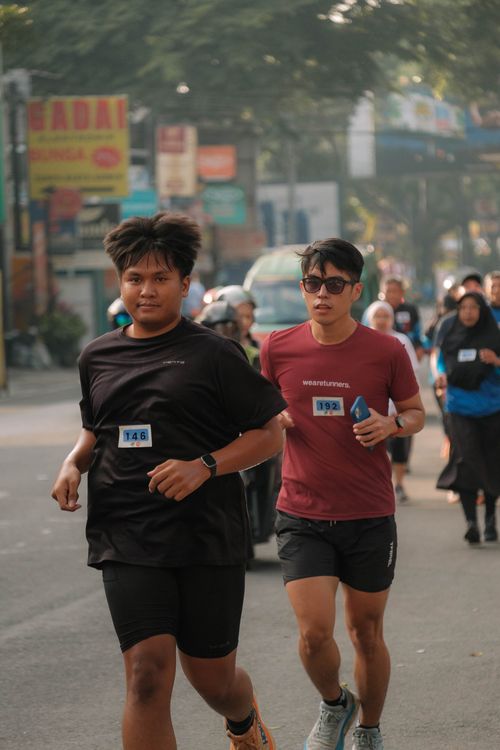Race photo from Running 5 K