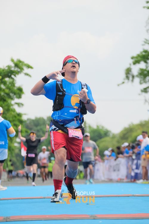 Race photo from Isoplus Run 2024 Surabaya