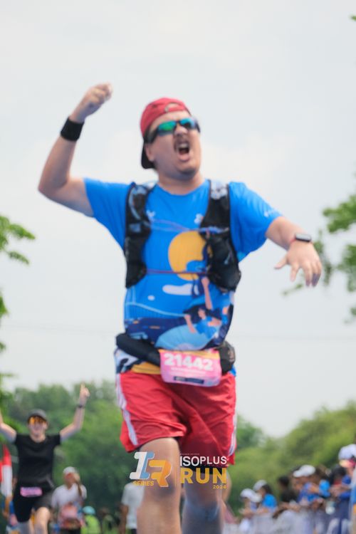 Race photo from Isoplus Run 2024 Surabaya