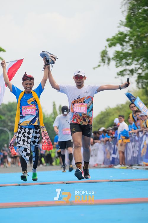 Race photo from Isoplus Run 2024 Surabaya