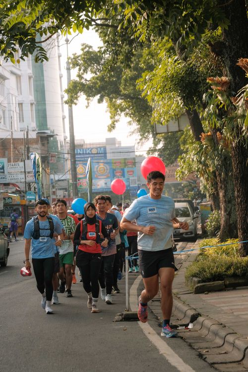 Race photo from Running 5 K