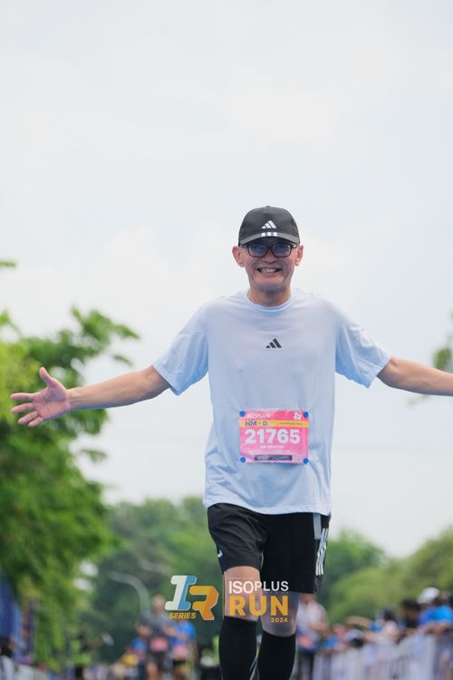Race photo from Isoplus Run 2024 Surabaya