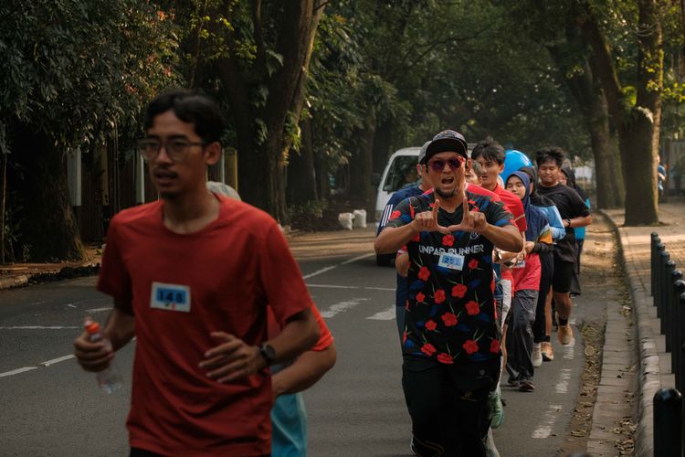 Race photo from Running 5 K
