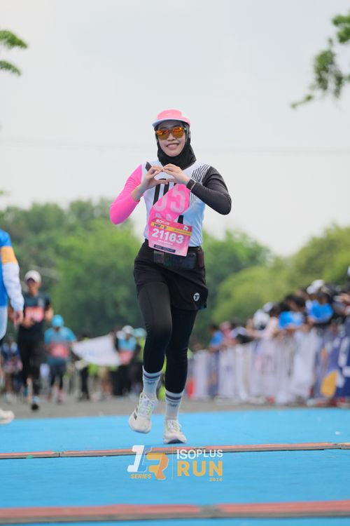 Race photo from Isoplus Run 2024 Surabaya