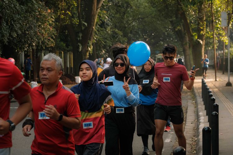 Race photo from Running 5 K