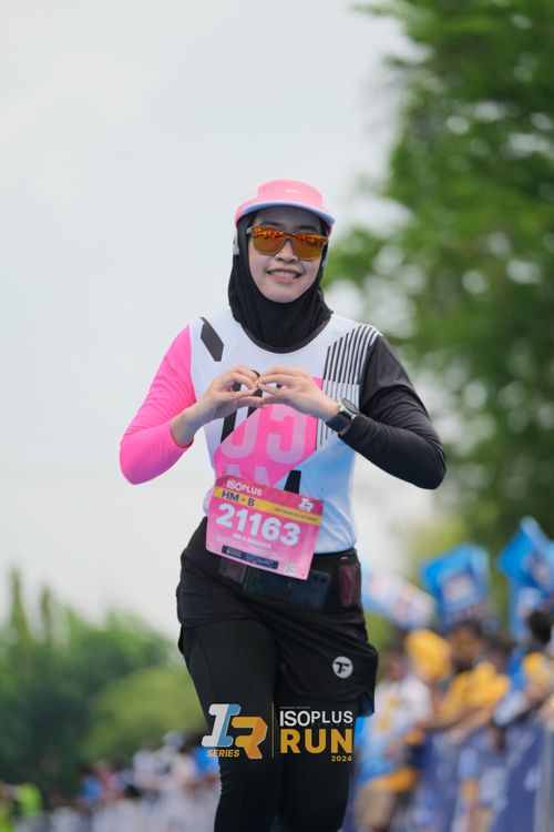 Race photo from Isoplus Run 2024 Surabaya