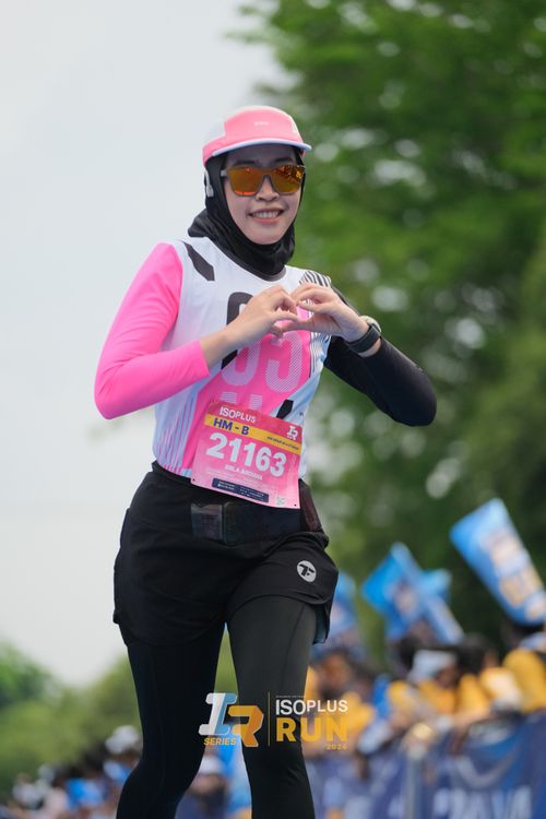 Race photo from Isoplus Run 2024 Surabaya