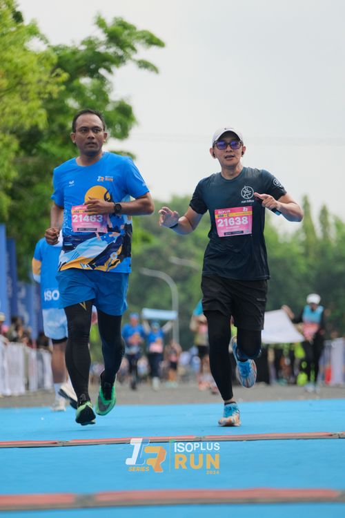 Race photo from Isoplus Run 2024 Surabaya