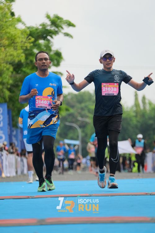 Race photo from Isoplus Run 2024 Surabaya