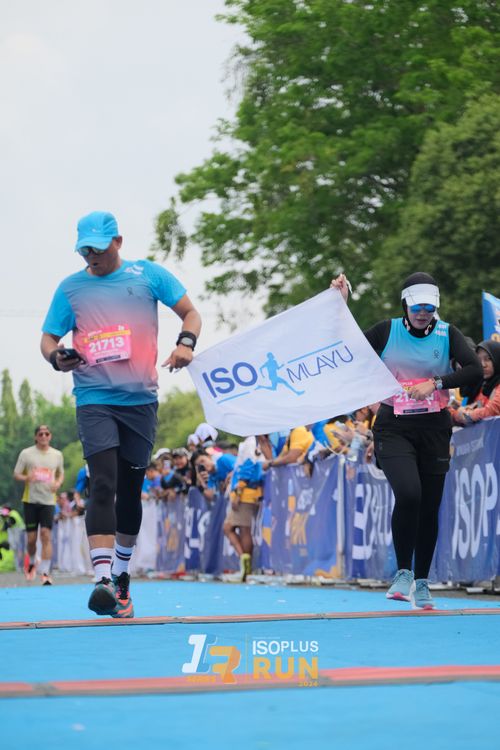 Race photo from Isoplus Run 2024 Surabaya