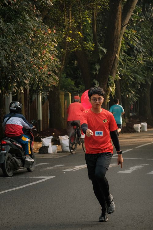 Race photo from Running 5 K