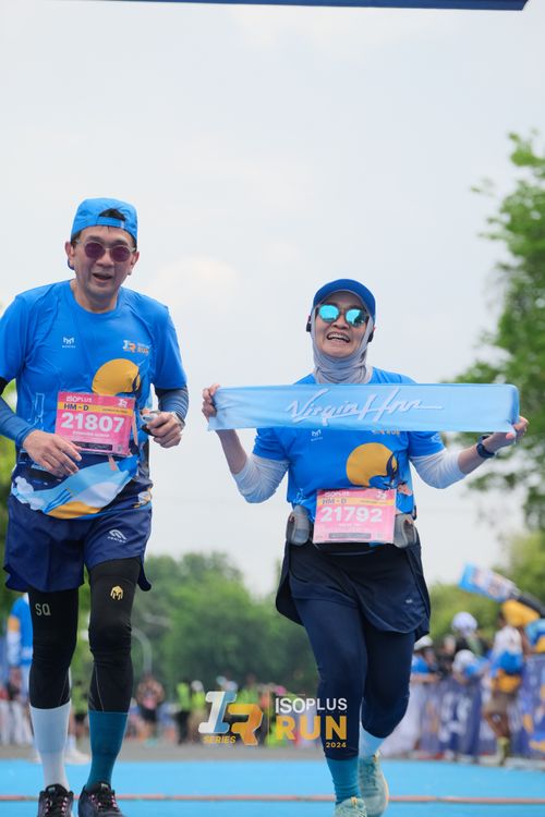 Race photo from Isoplus Run 2024 Surabaya