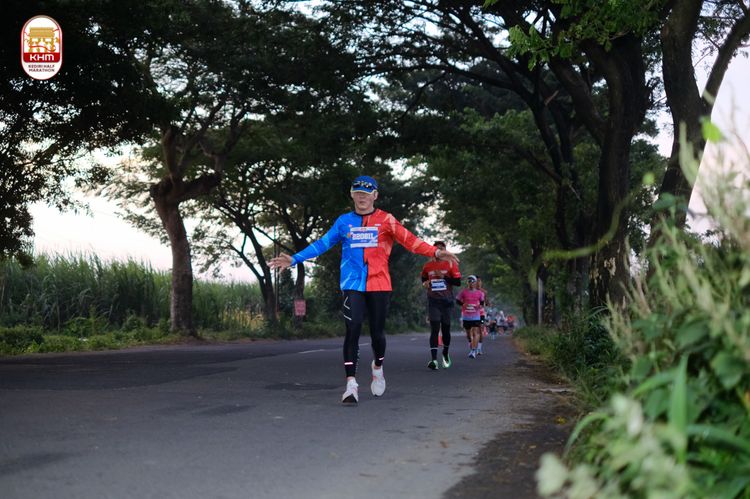 Race photo from Kediri Half Marathon 2024