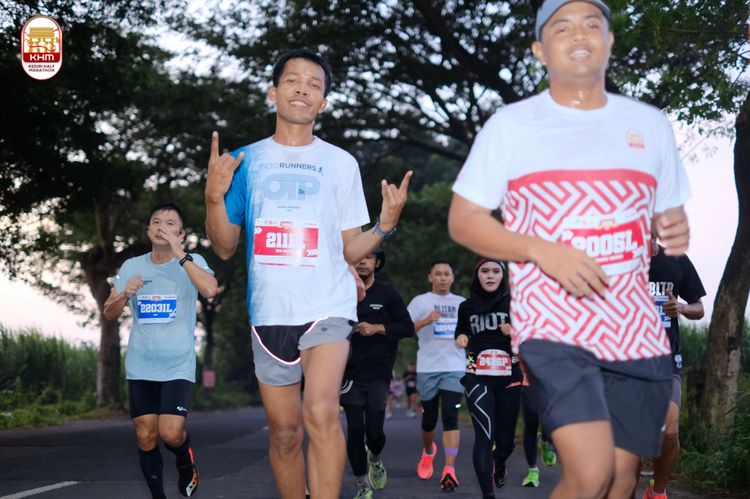 Race photo from Kediri Half Marathon 2024