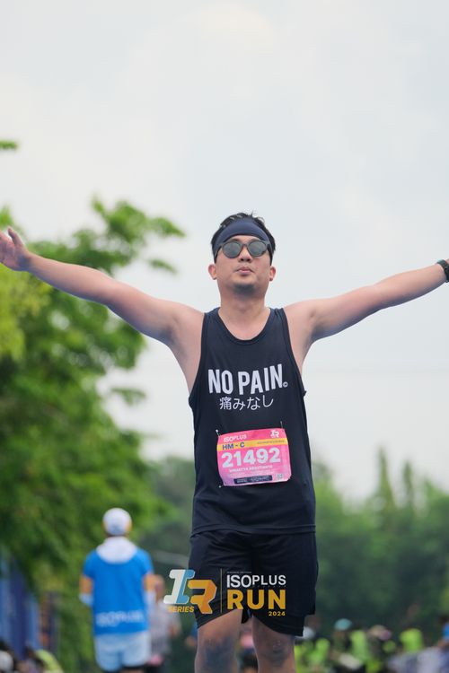 Race photo from Isoplus Run 2024 Surabaya