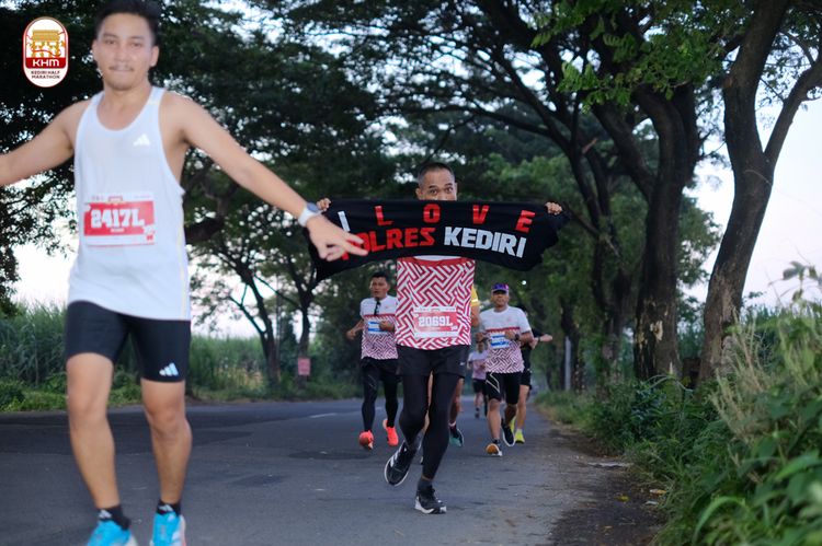 Race photo from Kediri Half Marathon 2024