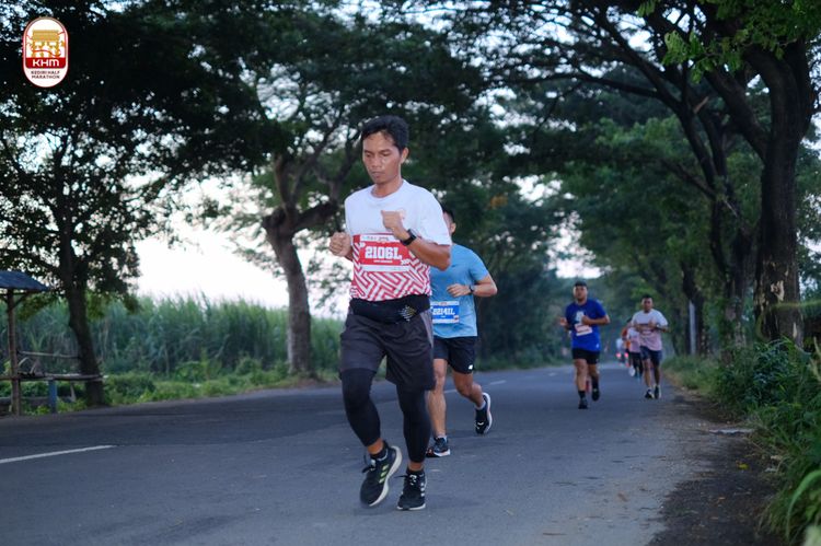 Race photo from Kediri Half Marathon 2024