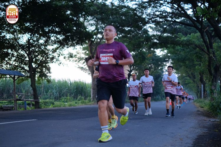 Race photo from Kediri Half Marathon 2024