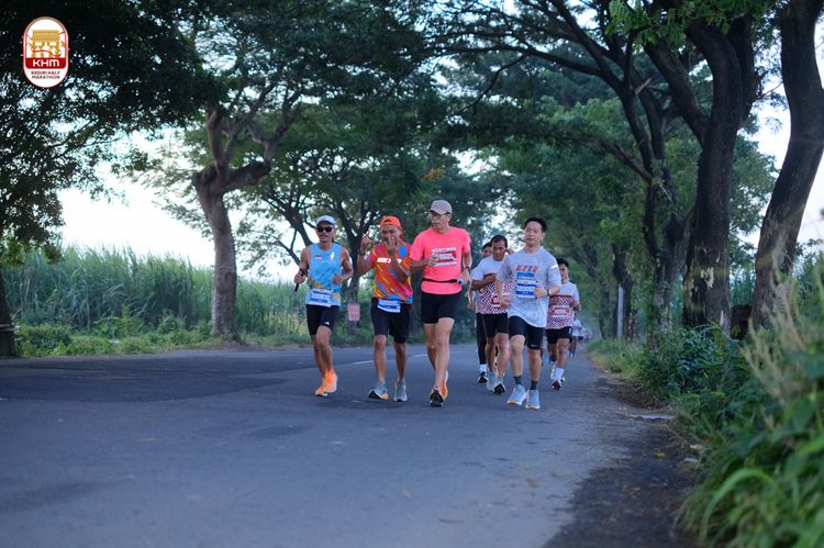 Race photo from Kediri Half Marathon 2024