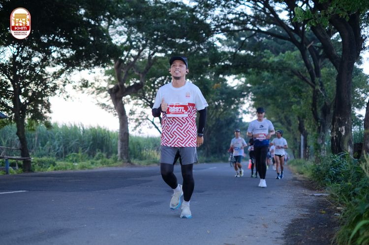 Race photo from Kediri Half Marathon 2024