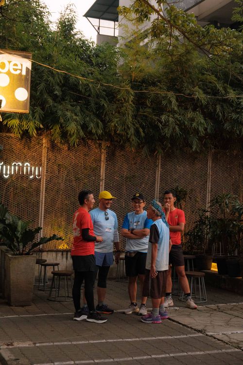 Race photo from Happy One Decade Unpad Runner