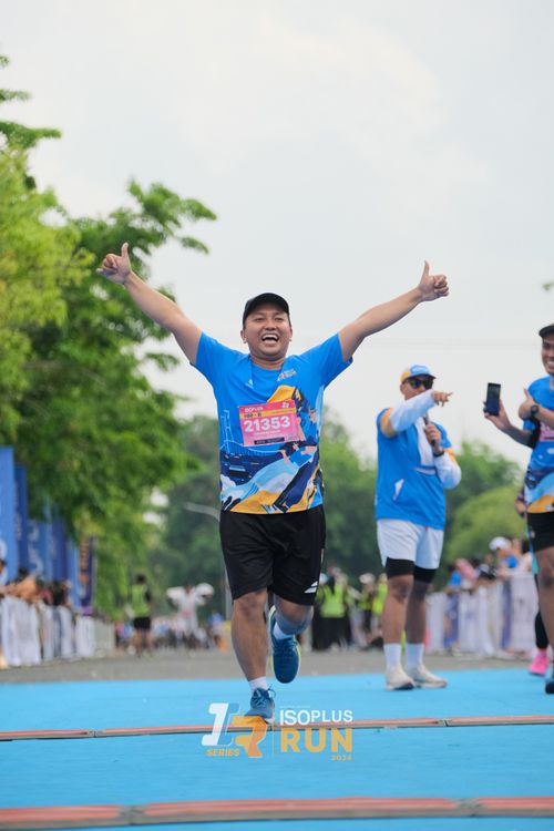 Race photo from Isoplus Run 2024 Surabaya