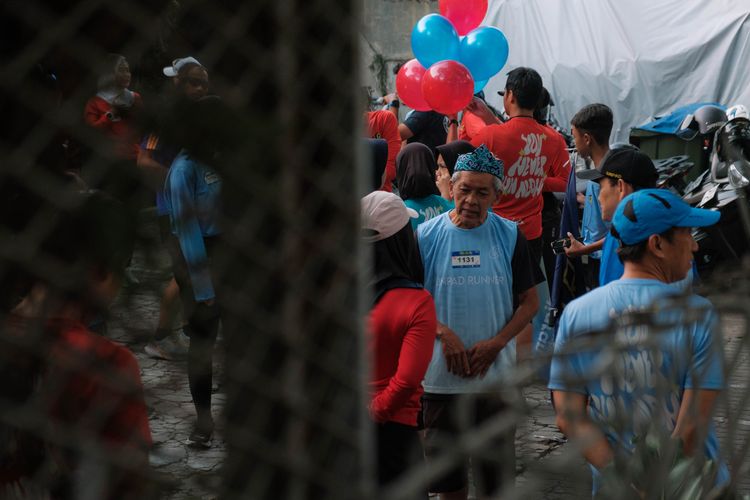 Race photo from Happy One Decade Unpad Runner