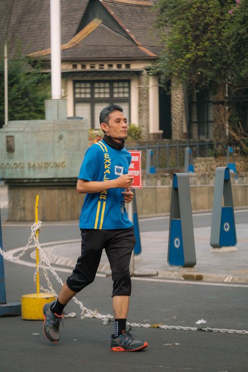 Race photo from Running 5 K