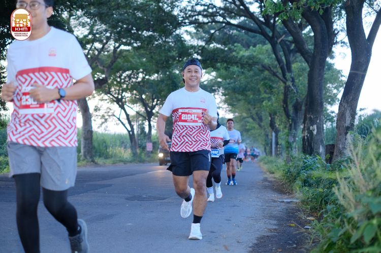 Race photo from Kediri Half Marathon 2024