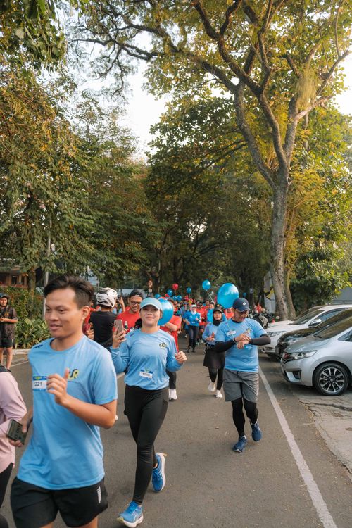 Race photo from Happy One Decade Unpad Runner