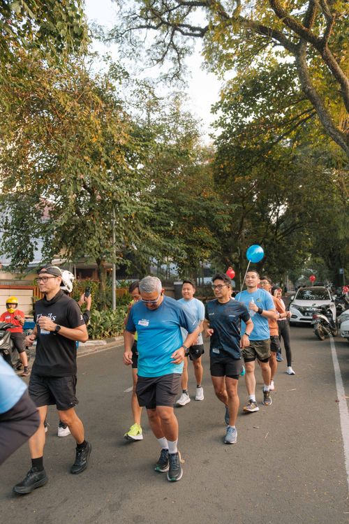 Race photo from Happy One Decade Unpad Runner