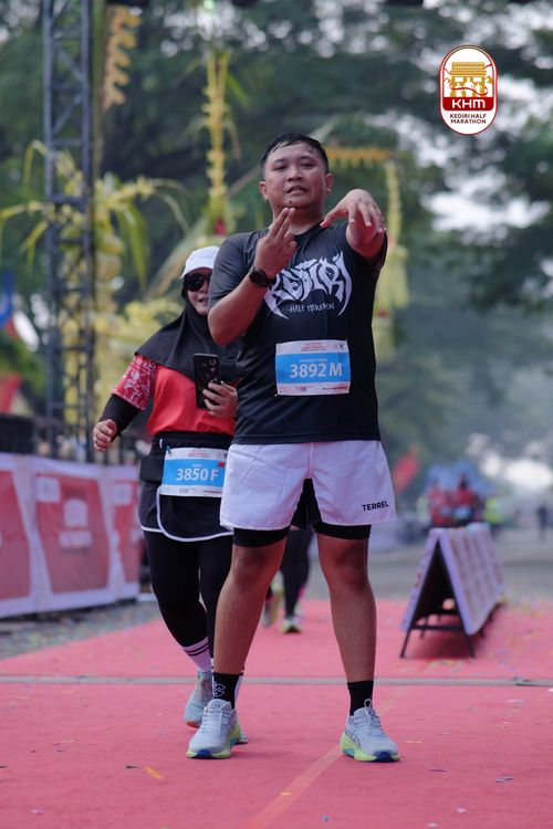 Race photo from Kediri Half Marathon 2025