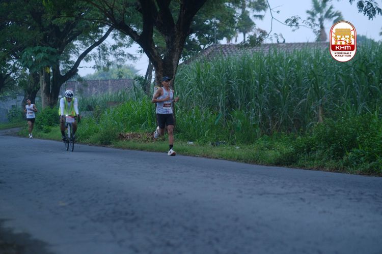 Race photo from Kediri Half Marathon 2025