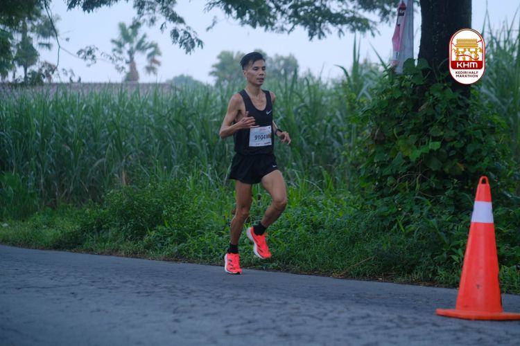 Race photo from Kediri Half Marathon 2025