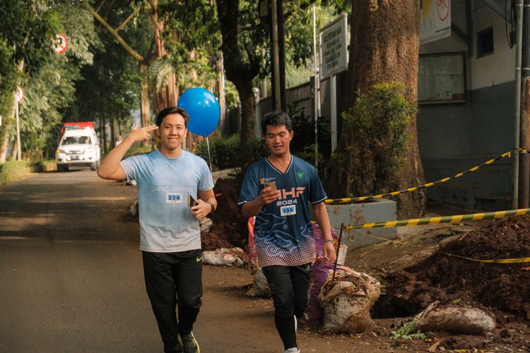 Race photo from Running 5 K