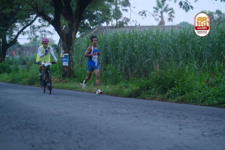 Race photo from Kediri Half Marathon 2025