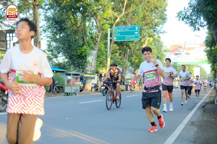 Race photo from Kediri Half Marathon 2024