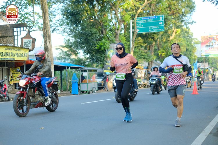 Race photo from Kediri Half Marathon 2024