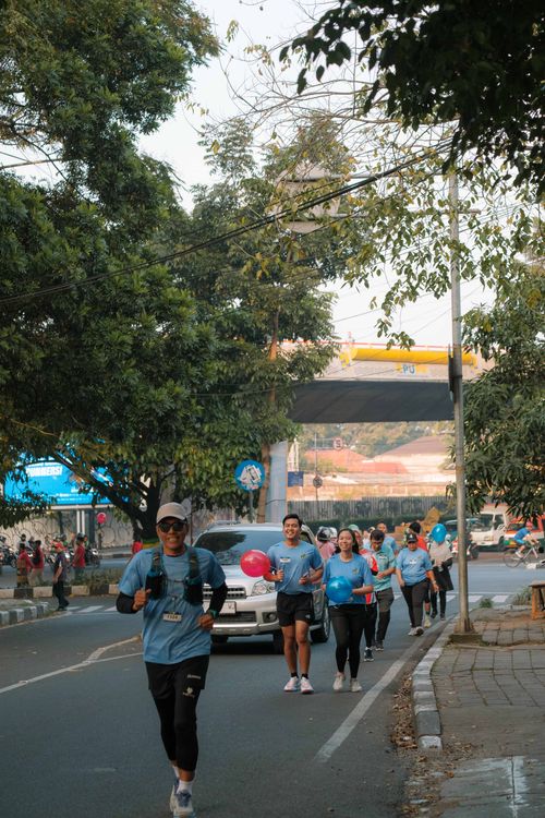 Race photo from Happy One Decade Unpad Runner