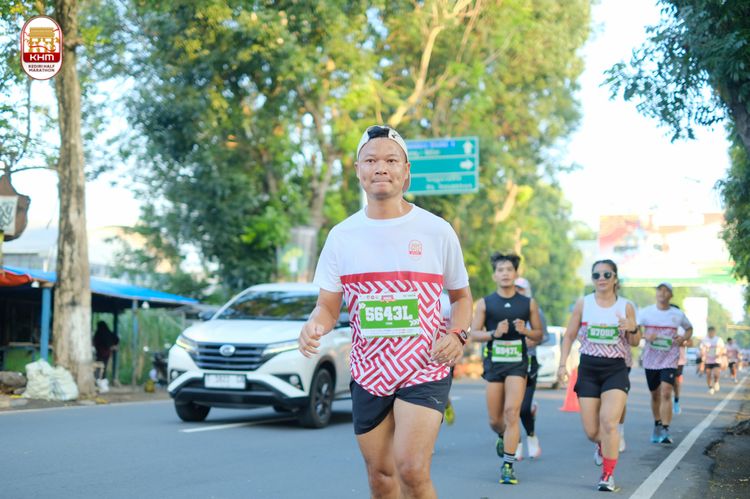 Race photo from Kediri Half Marathon 2024