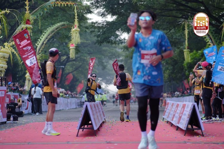 Race photo from Kediri Half Marathon 2025