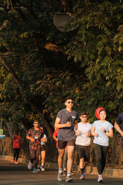 Race photo from Happy One Decade Unpad Runner
