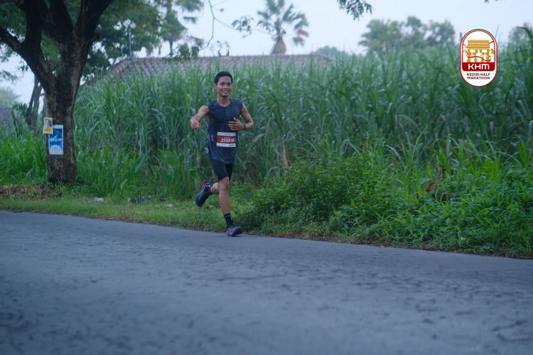Race photo from Kediri Half Marathon 2025