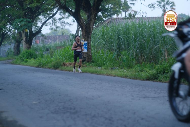 Race photo from Kediri Half Marathon 2025