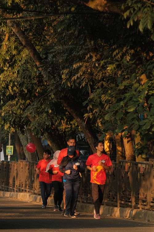 Race photo from Happy One Decade Unpad Runner
