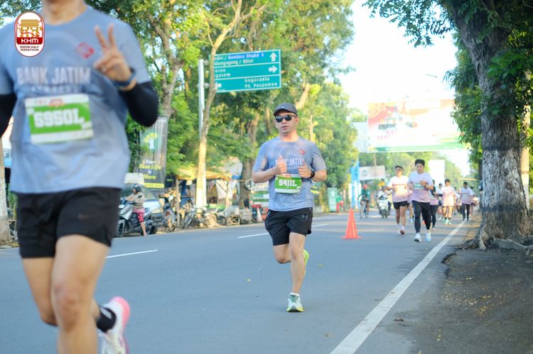 Race photo from Kediri Half Marathon 2024