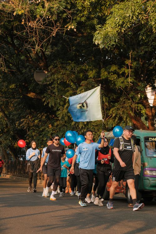 Race photo from Happy One Decade Unpad Runner