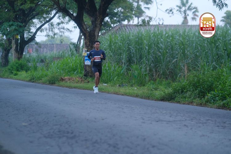 Race photo from Kediri Half Marathon 2025